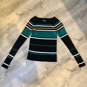 Express Fitted Ribbed Crew Neck Sweater, Size M, Color Black and Green